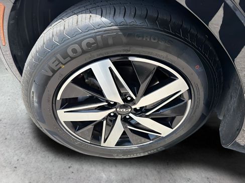 Used 2023 Kia Sorento EX FWD image 53