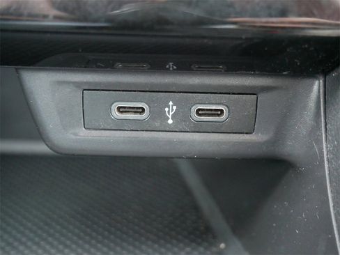 Used 2020 Volkswagen Jetta R-Line w/ R-Line Cold Weather Package image 36