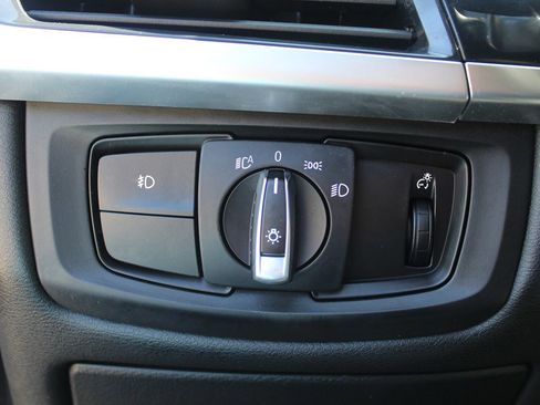 Used 2017 BMW X6 xDrive50i image 13