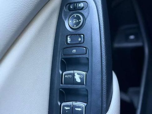 Used 2018 Honda Accord LX image 17