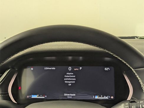 New 2025 Jeep Grand Cherokee Limited w/ Luxury Tech Group II image 18