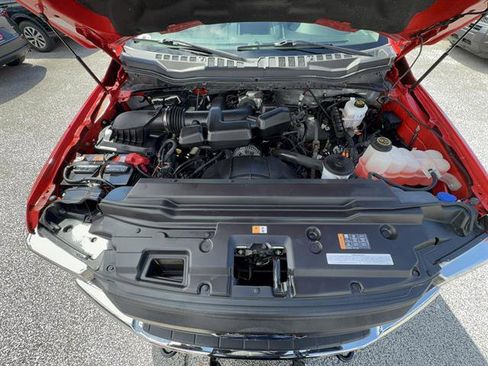 Used 2017 Ford F250 XL w/ Power Equipment Group AWD/4WD image 24