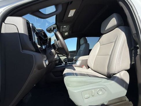 Used 2023 GMC Sierra 1500 SLT image 15
