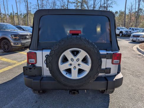 Used 2017 Jeep Wrangler Unlimited Sport w/ Quick Order Package 24S image 5