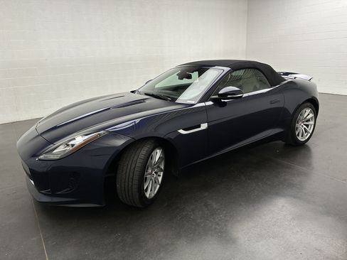 Used 2016 Jaguar F-TYPE Convertible RWD image 3