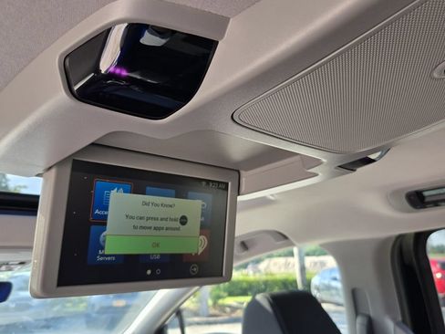 Certified 2024 Honda Odyssey Touring image 19