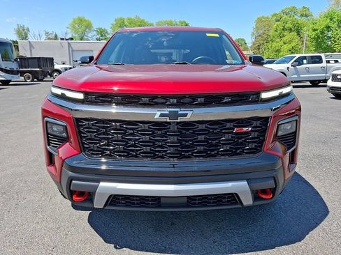 Used 2024 Chevrolet Traverse Z71 w/ LPO, Floor Liner Package AWD/4WD image 5