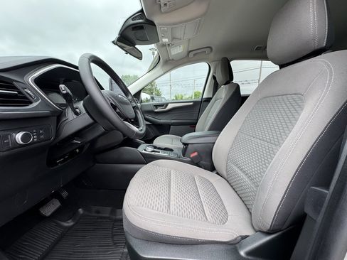 Used 2022 Ford Escape SE w/ Convenience Package image 17