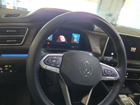 Used 2025 Volkswagen Atlas SEL image 6