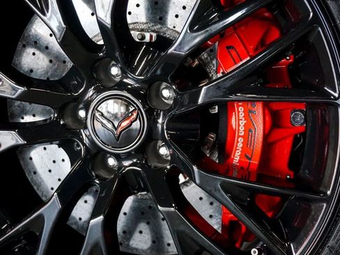 Used 2017 Chevrolet Corvette Z06 RWD image 64
