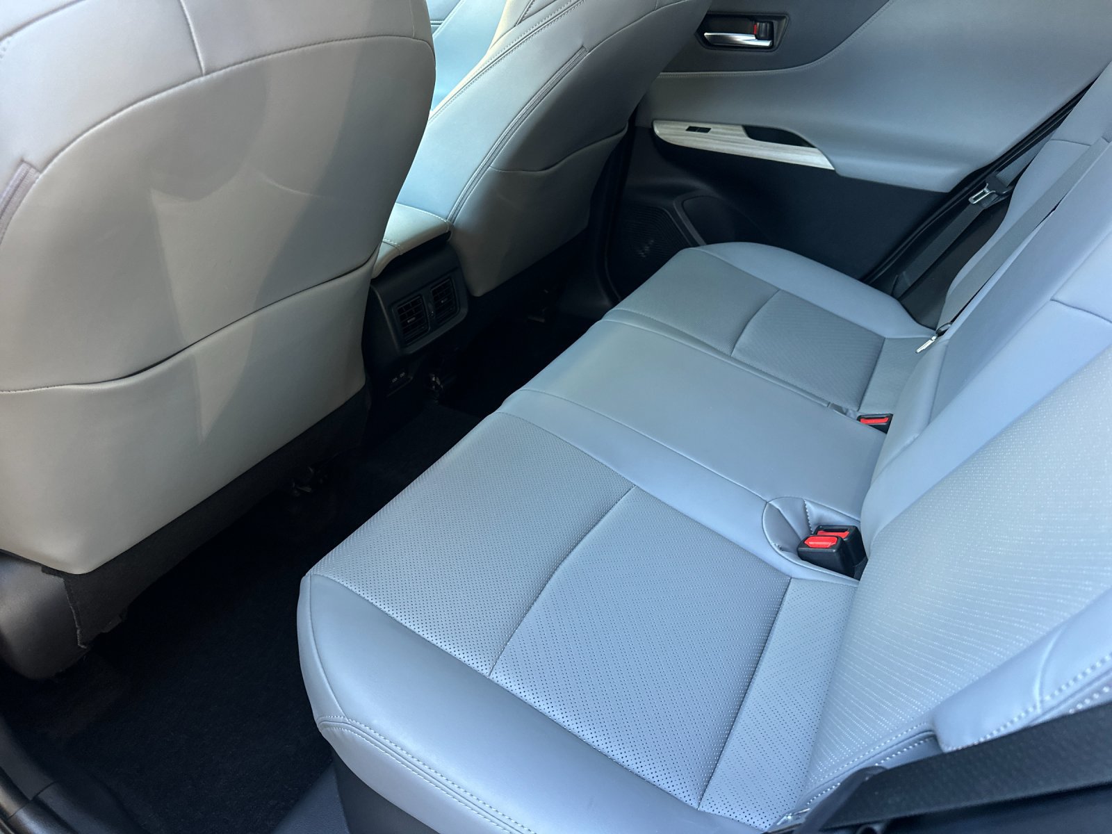 Used 2024 Toyota Venza Limited AWD/4WD image 11