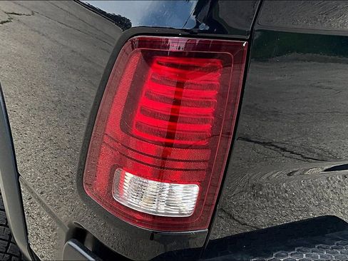 Used 2022 RAM 1500 Classic Warlock AWD/4WD image 18