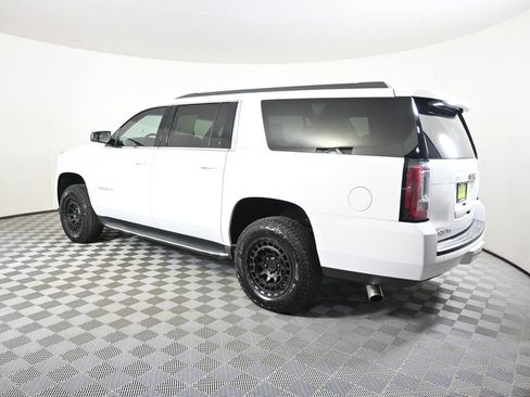 Used 2018 GMC Yukon XL SLT AWD/4WD image 4