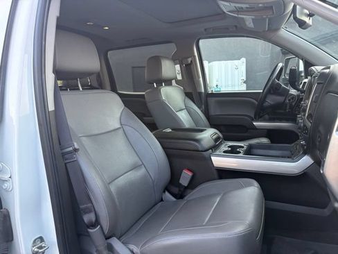 Used 2017 Chevrolet Silverado 1500 LTZ Z71 w/ LTZ Plus Package AWD/4WD image 12