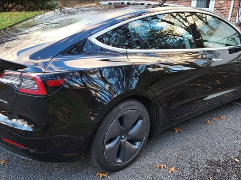 Used 2018 Tesla Model 3 Long Range image 3