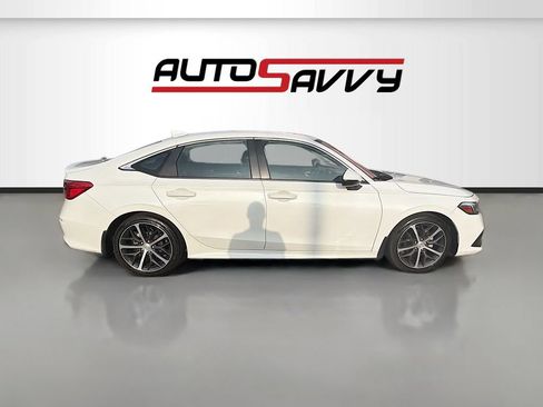 Used 2024 Honda Civic Touring image 8