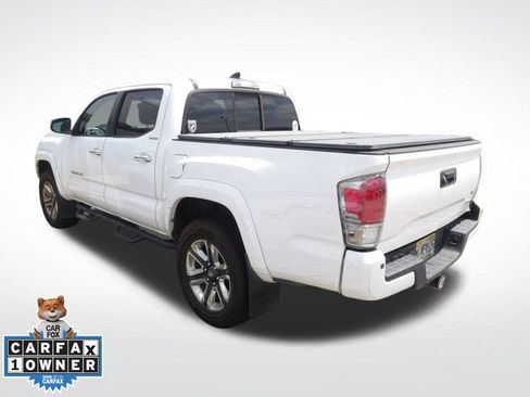 Used 2016 Toyota Tacoma Limited w/ Towing Package RWD image 10