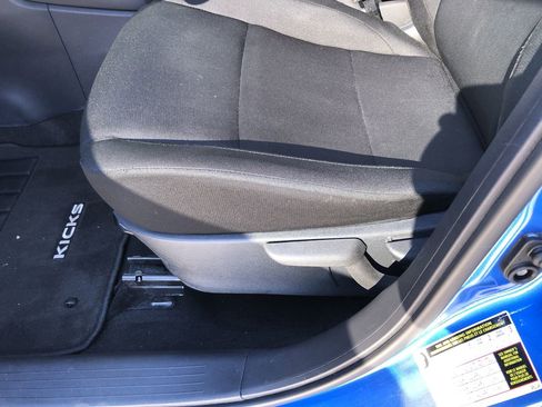 Used 2024 Nissan Kicks S image 22