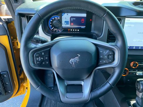 Used 2021 Ford Bronco First Edition AWD/4WD image 29