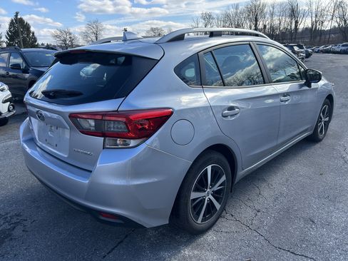 Used 2023 Subaru Impreza Premium image 3