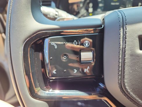 New 2026 Land Rover Range Rover Velar S image 19