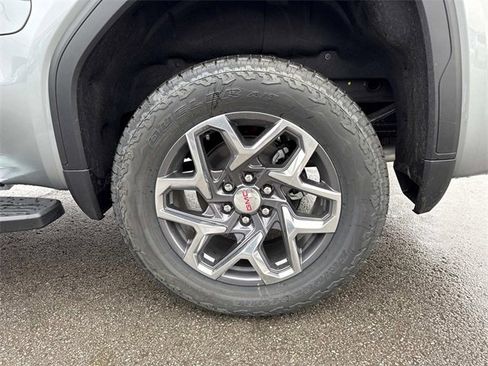 New 2026 GMC Sierra 1500 SLT w/ SLT Premium Plus Package image 31