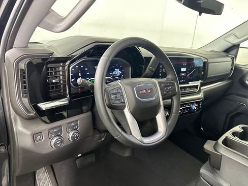 Used 2023 GMC Sierra 1500 Elevation image 13