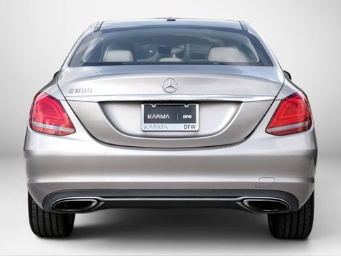 Used 2019 Mercedes-Benz C 300 Sedan image 6