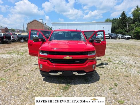 Used 2018 Chevrolet Silverado 1500 LT w/ All Star Edition AWD/4WD image 36