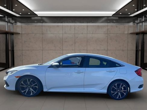 Used 2019 Honda Civic Sport image 4