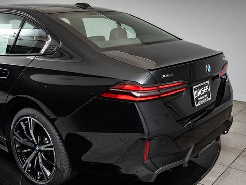 New 2027 BMW 530i xDrive w/ M Sport Package AWD/4WD image 19