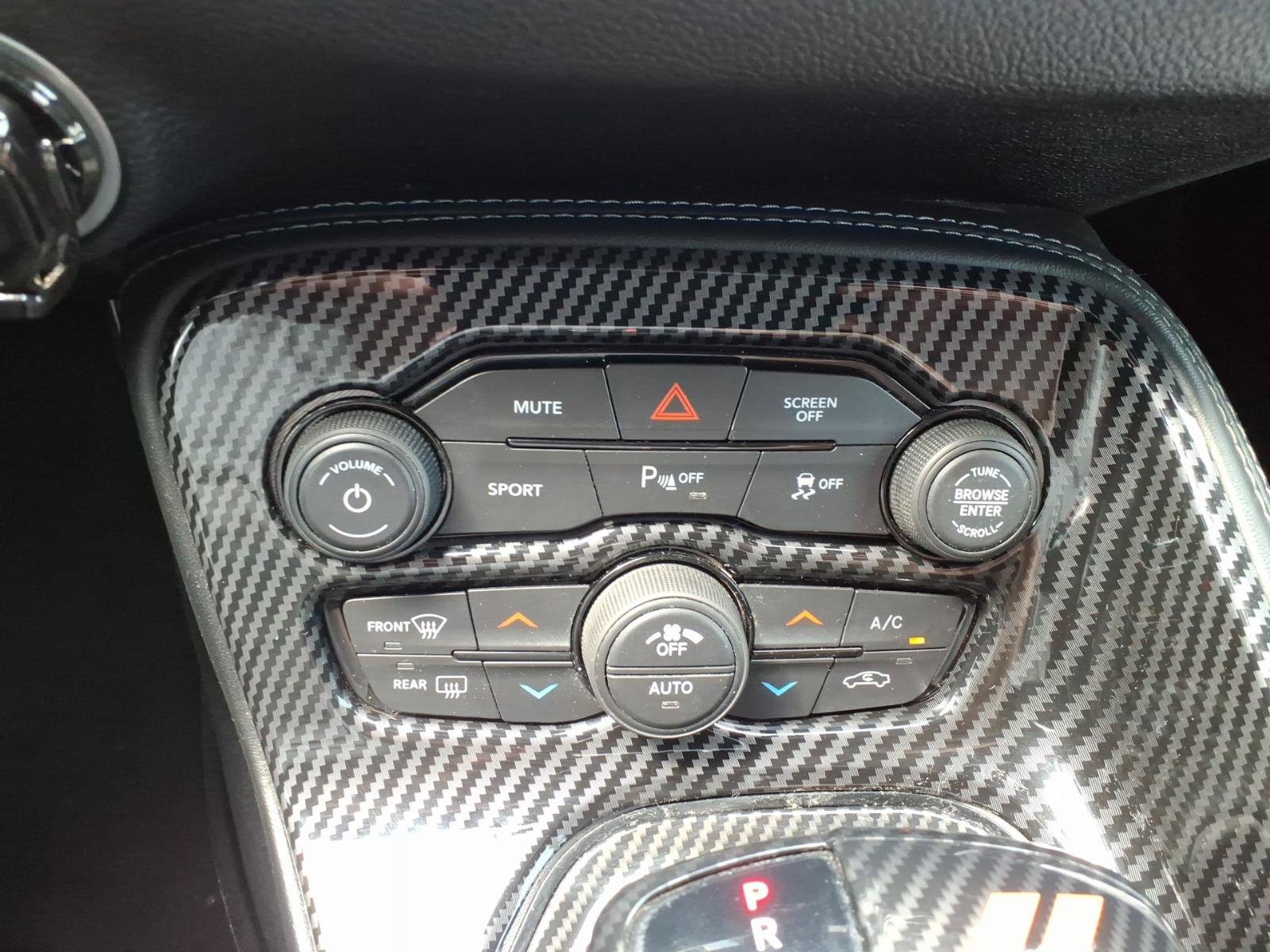 Used 2022 Dodge Challenger GT AWD/4WD image 15