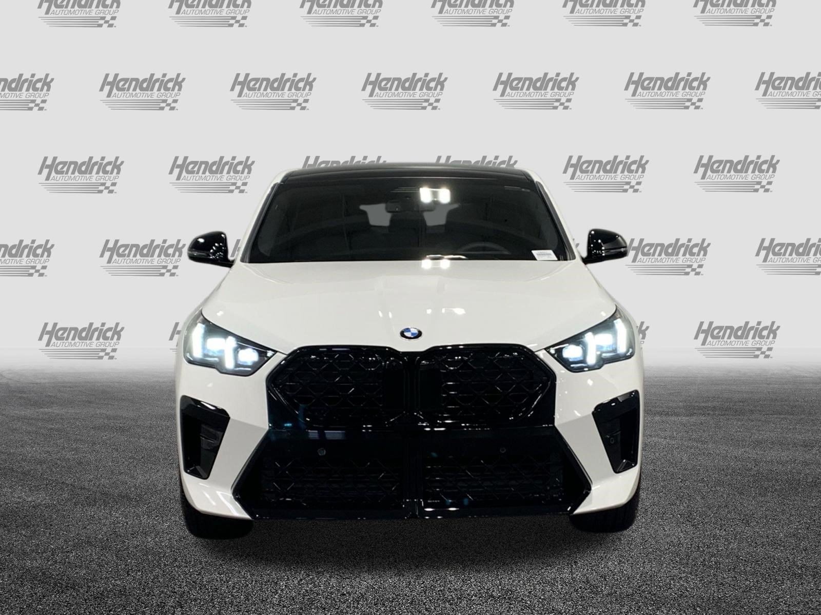 Certified 2026 BMW X2 xDrive28i w/ Technology Package AWD/4WD image 2