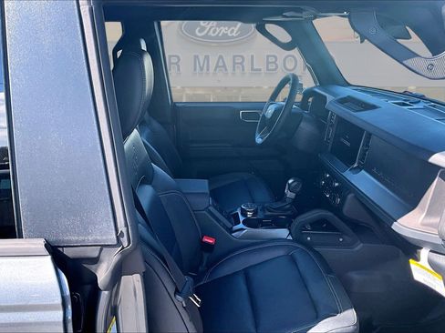 New 2026 Ford Bronco Big Bend w/ Black Diamond Package AWD/4WD image 8