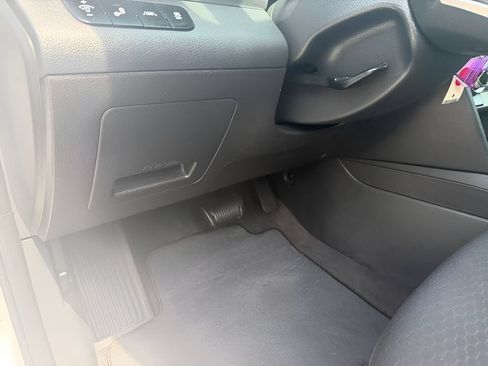 Used 2019 Hyundai Elantra SEL w/ Cargo Package FWD image 10