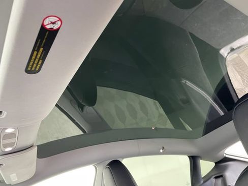 Used 2023 Tesla Model Y Long Range AWD/4WD image 10