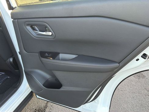 New 2026 Nissan Rogue SV w/ Cold Weather Package FWD image 15