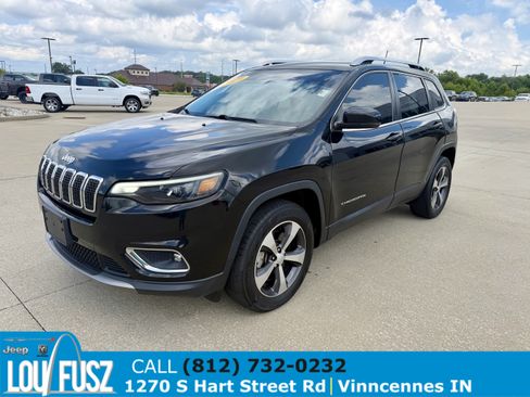 Used 2019 Jeep Cherokee Limited AWD/4WD image 3