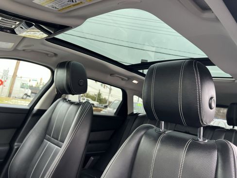 Used 2021 Land Rover Range Rover Velar S image 24