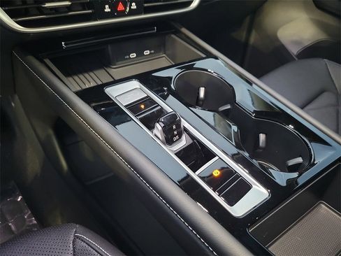 New 2026 Volkswagen Atlas SE image 10