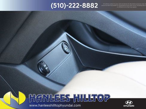 Used 2022 Hyundai Santa Fe Calligraphy image 15