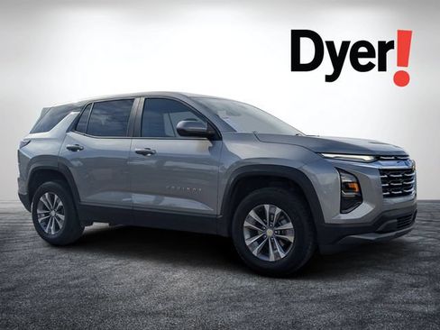 Used 2025 Chevrolet Equinox LT AWD/4WD image 1