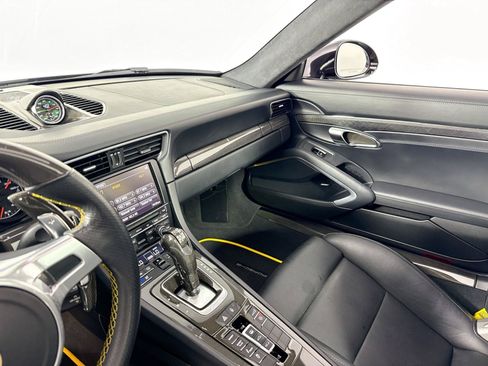 Used 2014 Porsche 911 Turbo S AWD/4WD image 26