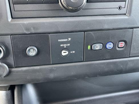 New 2025 GMC Savana 2500 Extended w/ Driver Convenience Package image 14