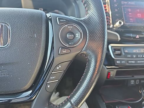 Used 2022 Honda Ridgeline Black Edition image 18