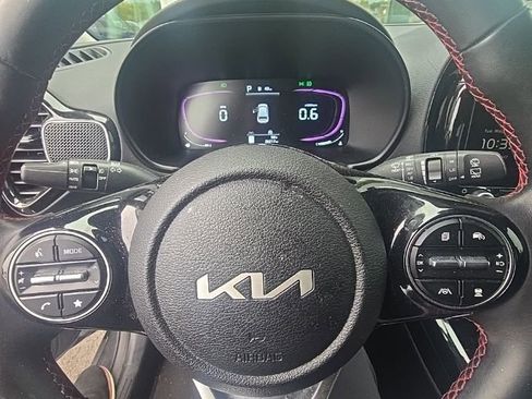 Used 2023 Kia Soul GT-Line w/ GT-Line Technology Package FWD image 7