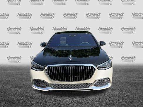 Certified 2023 Mercedes-Benz Maybach S 680 4MATIC image 3