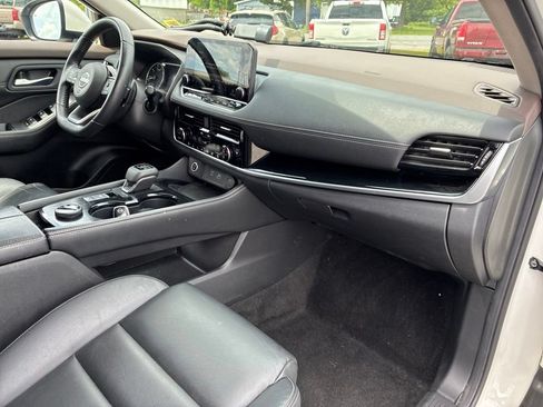 Used 2023 Nissan Rogue SL AWD/4WD image 53