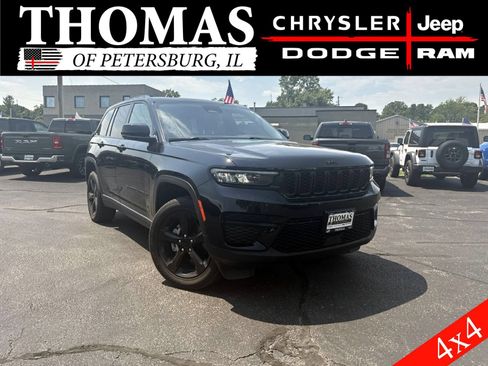 Used 2024 Jeep Grand Cherokee Altitude AWD/4WD image 1