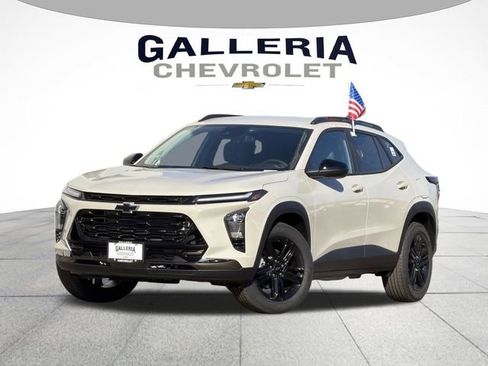 New 2026 Chevrolet Trax ACTIV w/ Driver Confidence Package image 2